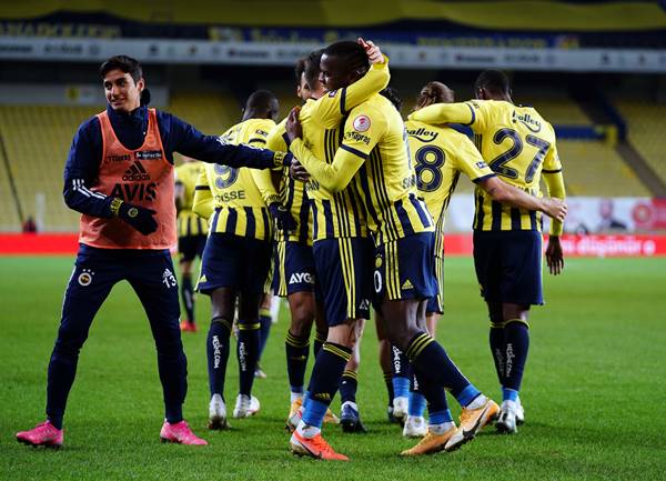 Fenerbahçe, çeyrek finale yükseldi